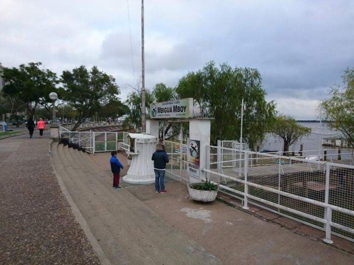 El club de pesca se encuentra en la costanera de la capital correntina.