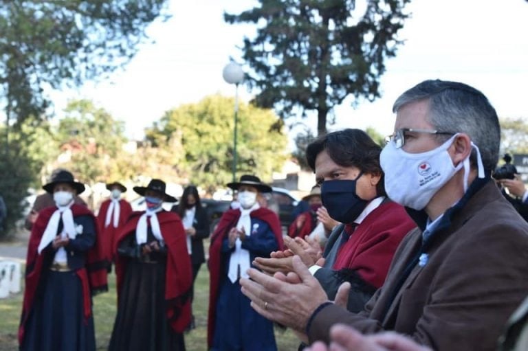 Homenajes a Martín Miguel de Güemes y Macacha Güemes en época de coronavirus (Facebook Gustavo Sáenz)