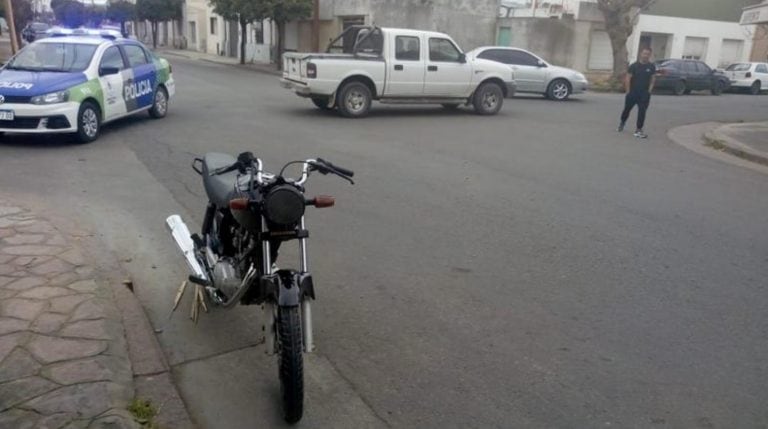 Los dos vehículos chocaron en la esquina de Belgrano y Maipú.