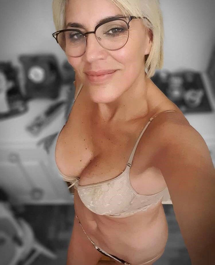 Debora D'Amato revolucionó Instagram con una foto en ropa interior.