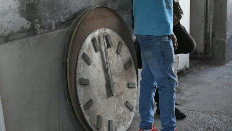 Quienes tenían el reloj aseguraron que lo compraron en un remate. (Foto: Orlando Pelichotti/ Los Andes)