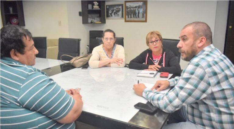 intendente con grupo venidici