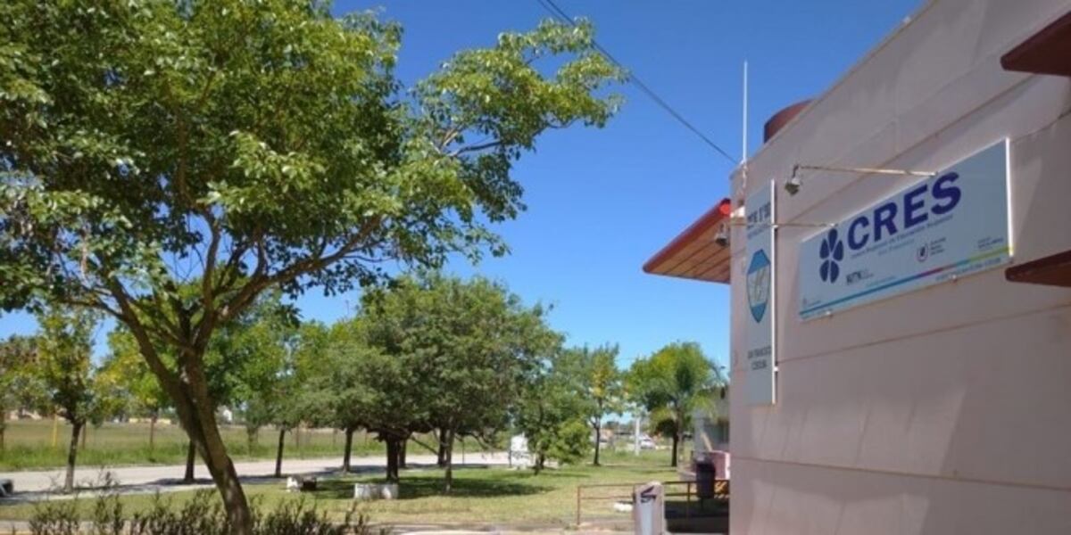 Estudiantes avanzados del CRES realizan pasantías rentadas en empresas de la ciudad y la región