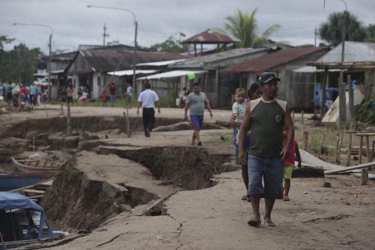 Puerto Santa Gema, en la ciudad amazónica de Yurimaguas (Perú) (EFE)