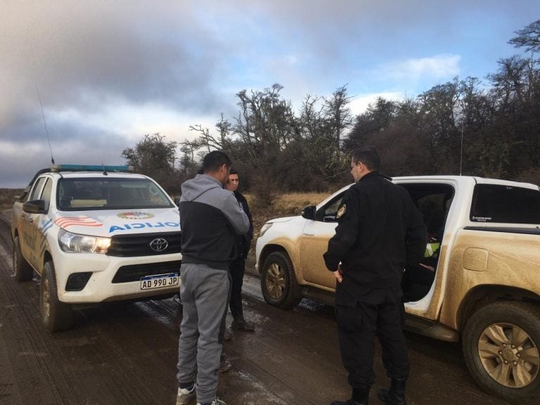 Chepperón y Rolón llegaron a estancia María Luisa para participar del operativo de búsqueda. Tolhuin.