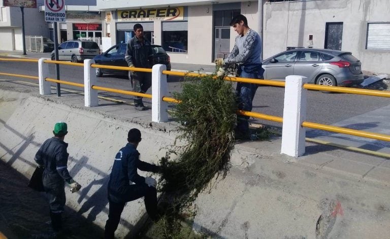 Hubo un despliegue de guardias y equipos en distintos puntos de zona norte y zona sur.