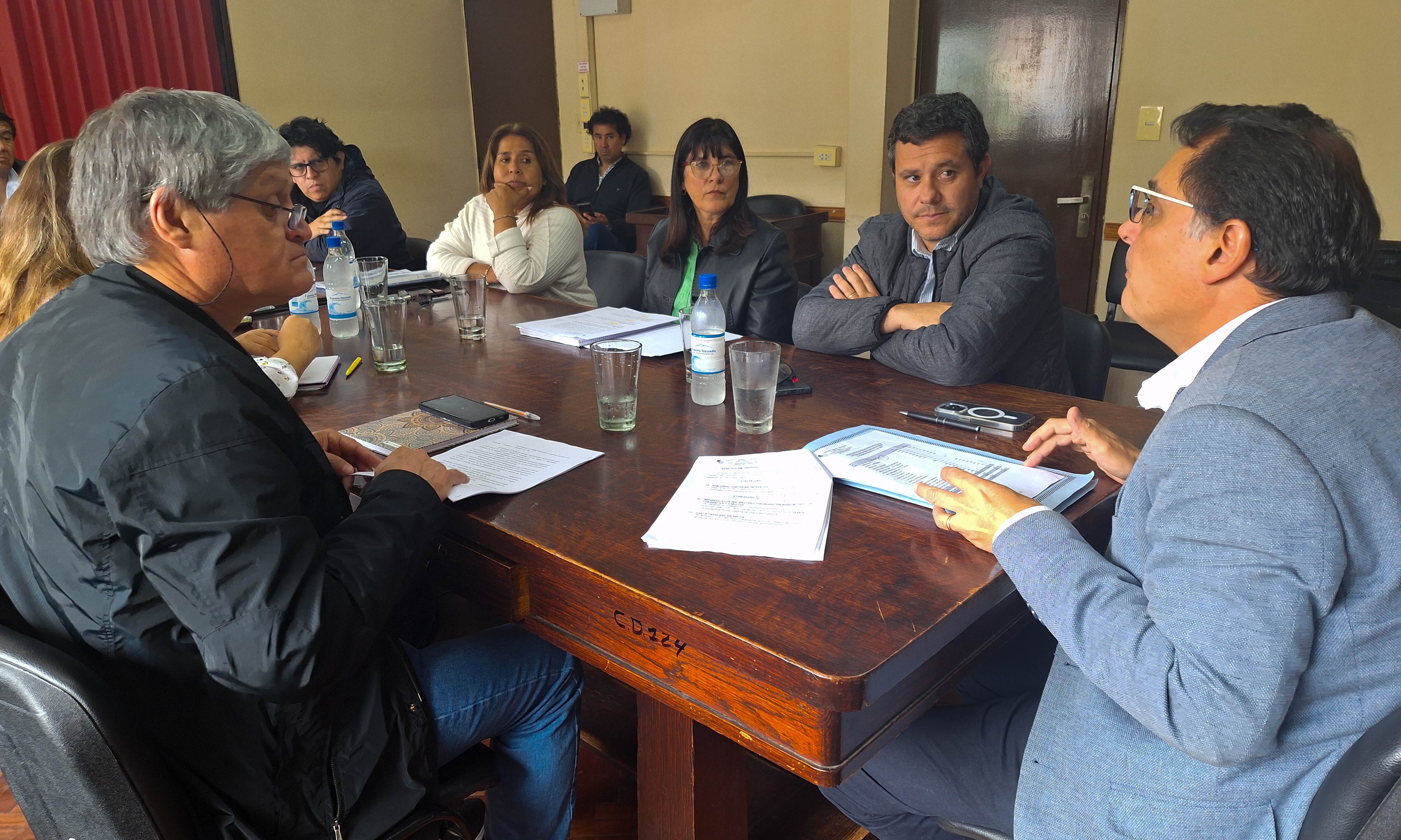 El Concejo Deliberante busca definir "la política tarifaria del sistema de transporte público para los próximos años" en San Salvador de Jujuy, dijo Lisandro Aguiar.