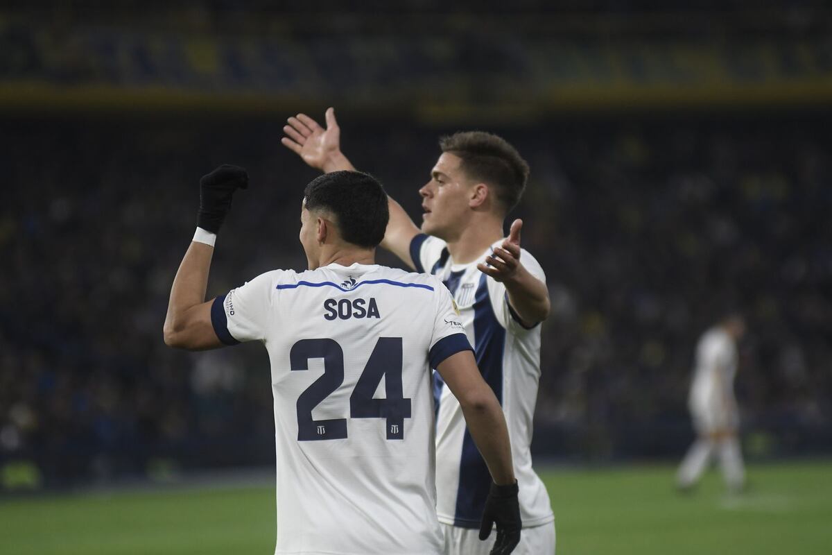 Boca-Talleres, con polémica: Cavani y Ramón Sosa rompían el cero, pero les anularon los goles