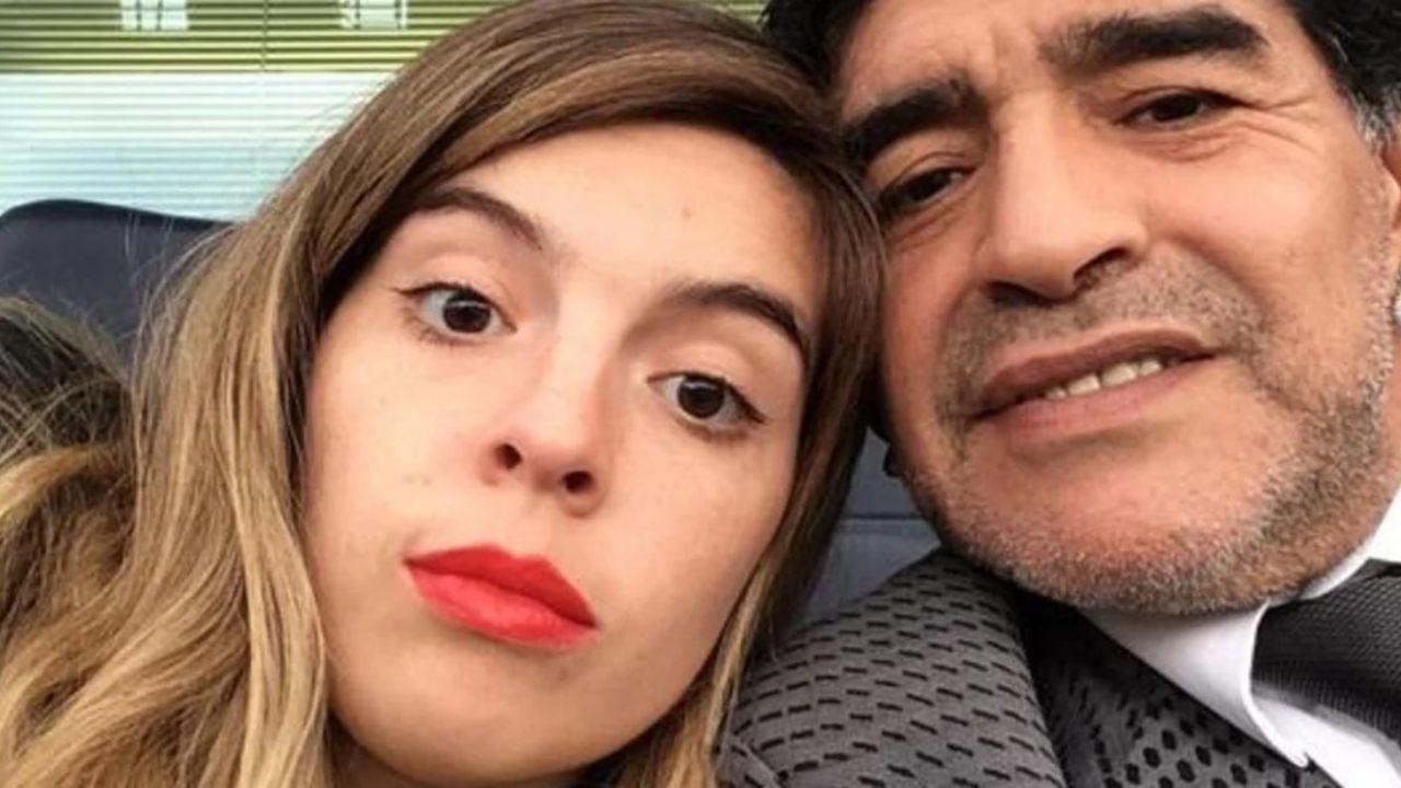 Dalma junto a su padre Diego Maradona.