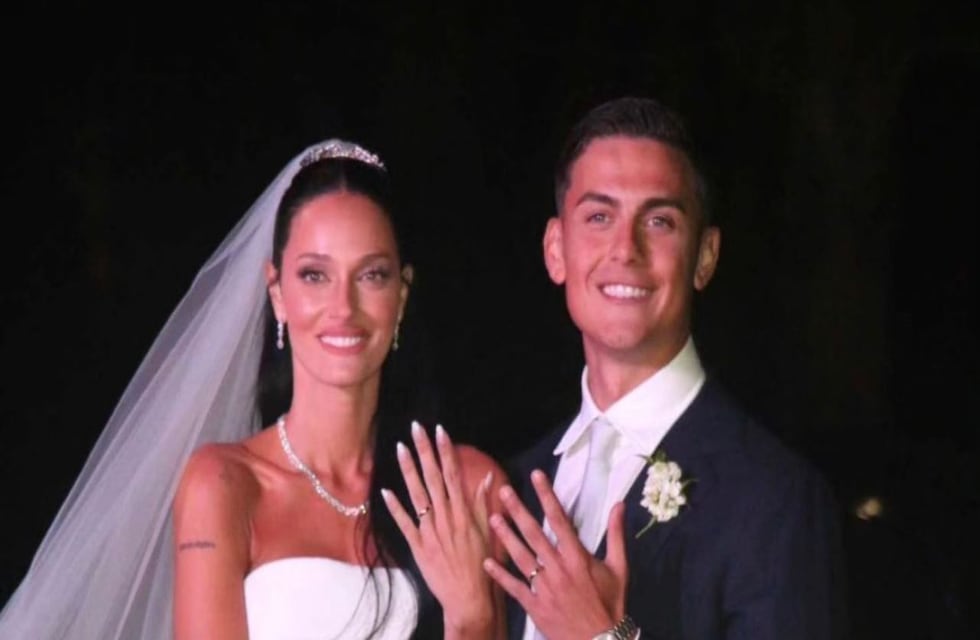 Cambio de look y carrito de golf: así se fueron de su casamiento Oriana Sabatini y Paulo Dybala