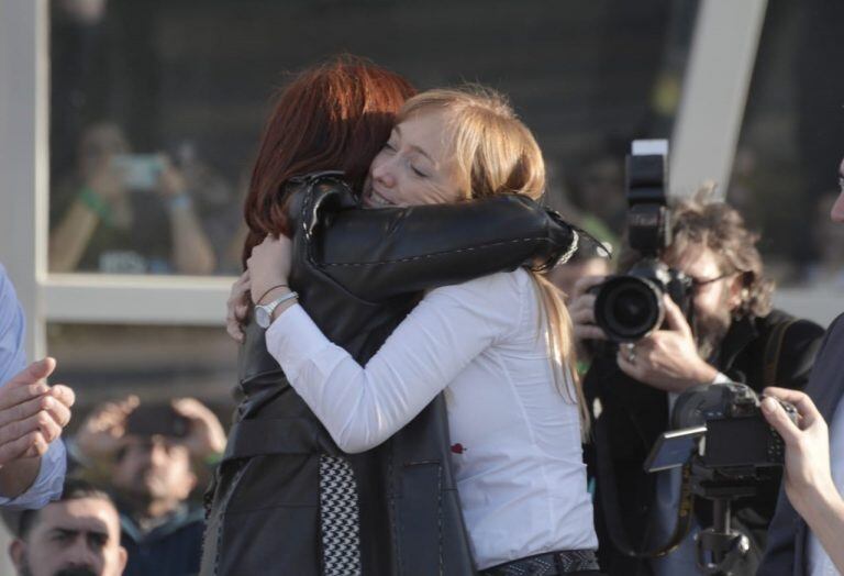 Cristina apoya la candidatura de Fernández Sagasti. Foto: Prensa CFK y  AFS.