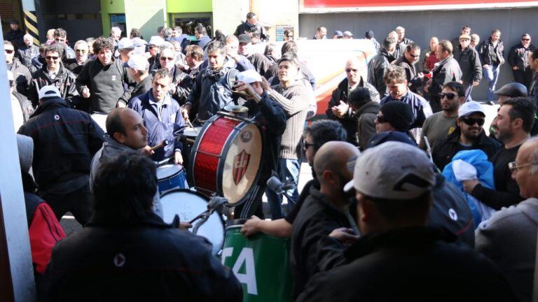 Los trabajadores acampan desde el miércoles (APFDigital).