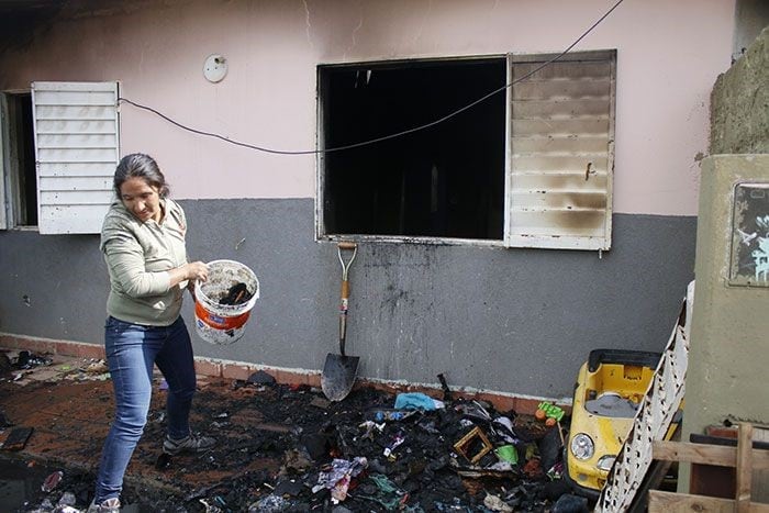 Incendio en Bariloche (El Cordillerano)