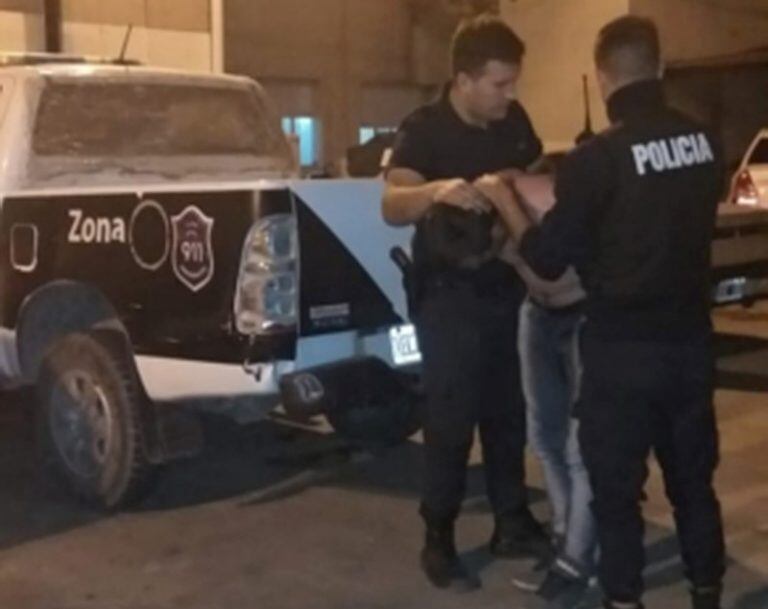 Detenido por violencia de género, Tres Arroyos (policía)