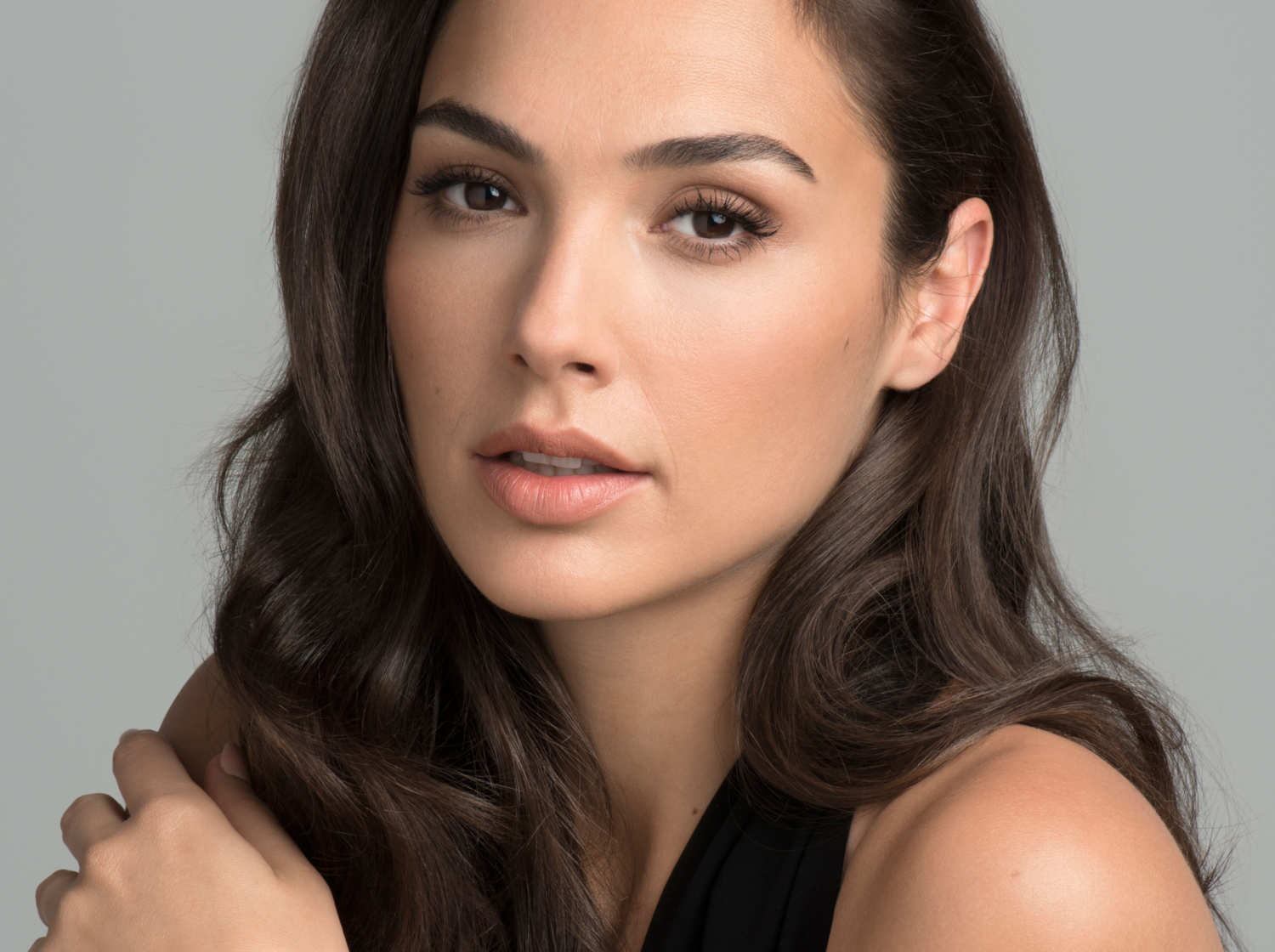 Gal Gadot mostró la primera imagen de "La Mujer Maravilla 2" para calentar motores