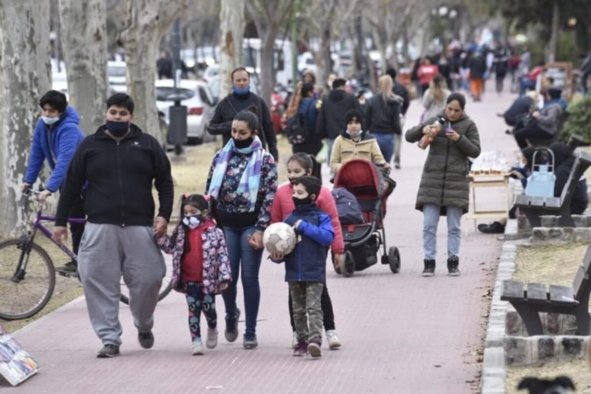 Domingo con gran movimiento en Córdoba; en los parques y por las reuniones familiares