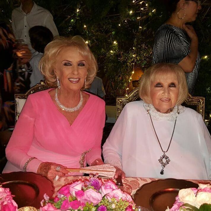 El mundo del espectáculo está conmocionado y de luto por el fallecimiento de Silvia "Goldie" Legrand, actriz y gemela de Mirtha Legrand.