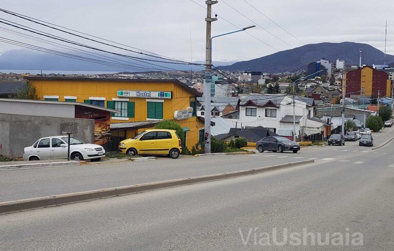 Pasado y presente de Ushuaia.
Fotos: Vía Ushuaia - Archivo histórico Municipalidad de Ushuaia.