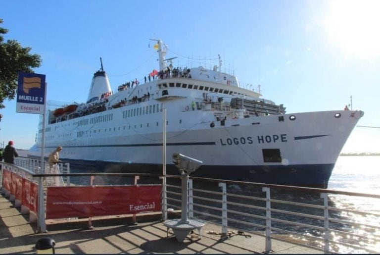 "Logos Hope", la biblioteca flotante más grande del mundo llegó a Rosario. (Enapro)