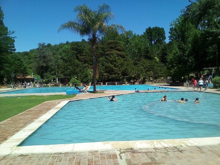 Complejo "Las Siete Cascadas" en la ciudad de La Falda. (Foto: web).