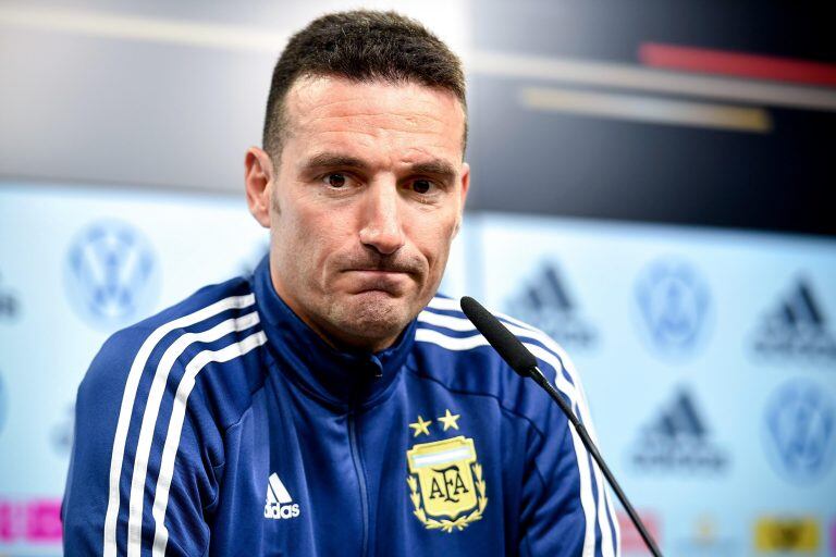 Lionel Scaloni en conferencia de prensa en Dortmund. (EFE)