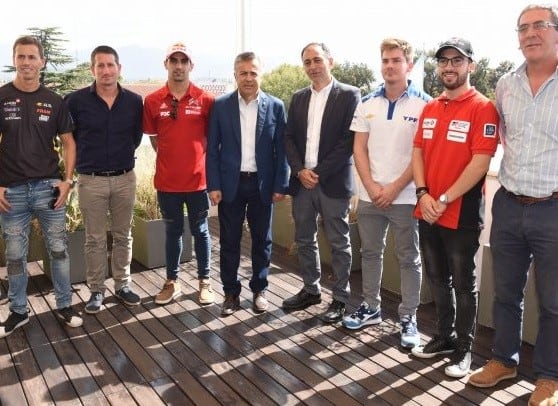 El gobernador Alfredo Cornejo recibió a los pilotos del Súper TC 2000.