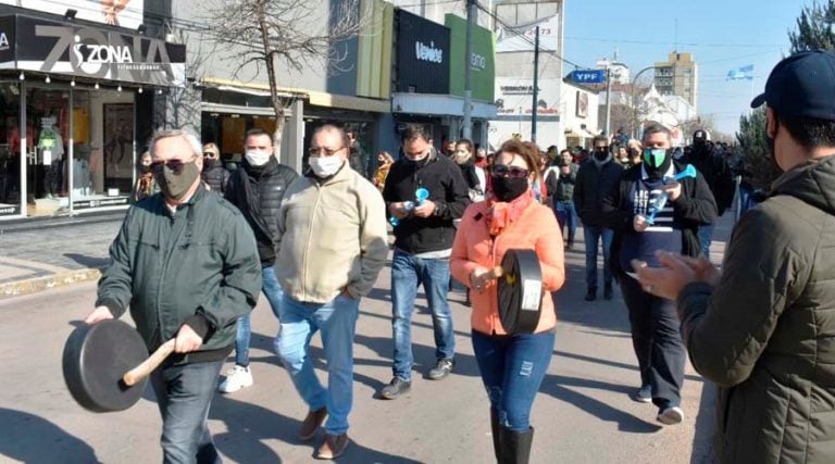 Los comerciantes volvieron a manifestarse en Santa Rosa (Plan B Noticias)