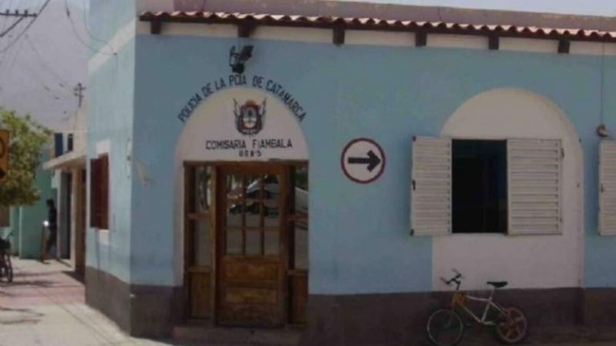 Un motociclista de 23 años chocó contra un poste y murió en el acto