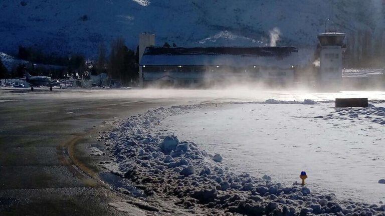 La presencia de nieve se registra en toda la región cordillerana de la provincia.