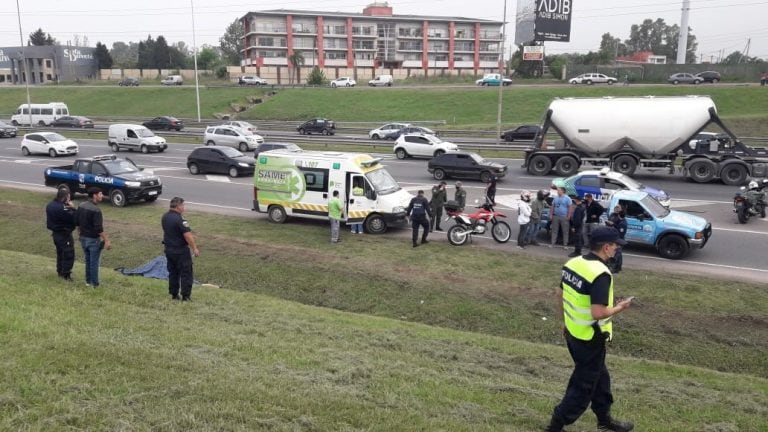 Un policía de Pilar  mató a un delincuente en la Panamericana (Web)