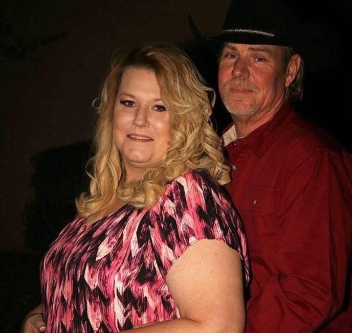 Lyndee y su esposo (Web)