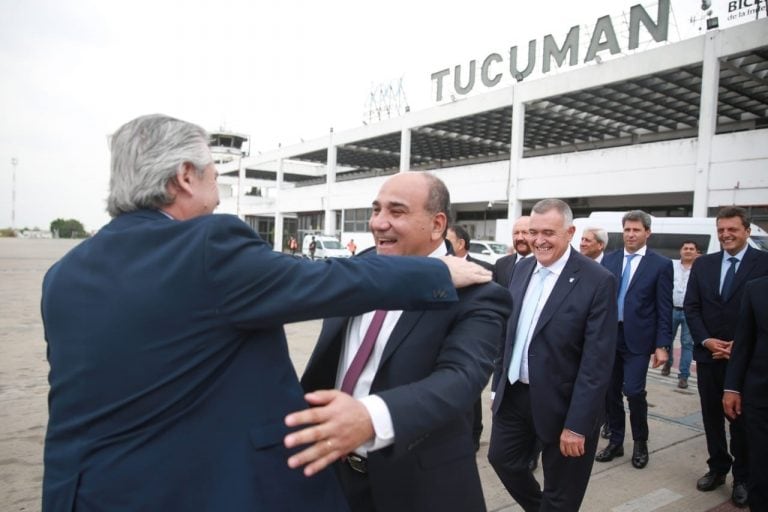 Llegada de Alberto Fernández a Tucumán.