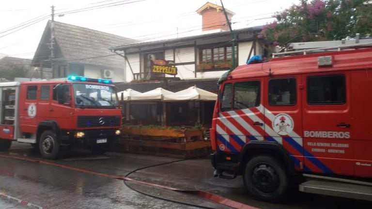 Trabajaron en el lugar, dos dotaciones de Bomberos de la Villa y de Santa Rosa