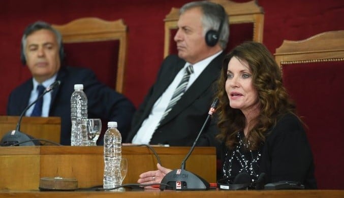 El Gobernador Alfredo Cornejo; el procurador de la Corte, Alejandro Gullé, y el presidente de la Suprema Corte de Justicia, Jorge Nanclares, presentaron el software CoDIS (Combined DNA Index System).