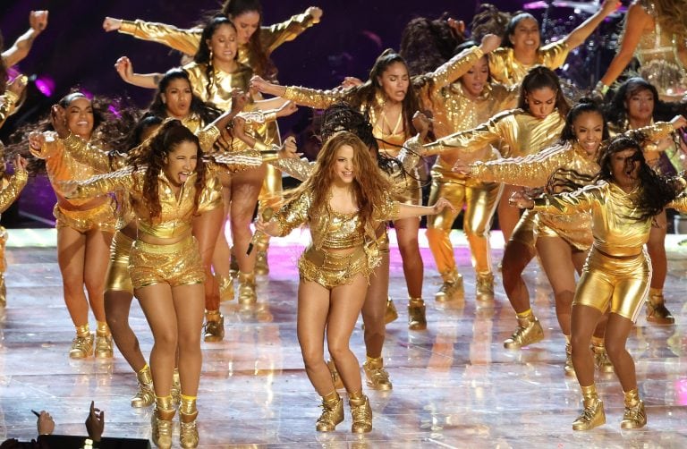 Shakira bailando en el Super Bowl. (Foto: DPA)