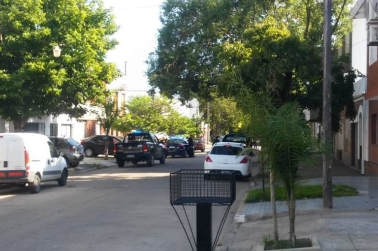 El crimen conmocionó a barrio Roma ya que ocurrió a plena luz del día. (Twitter)