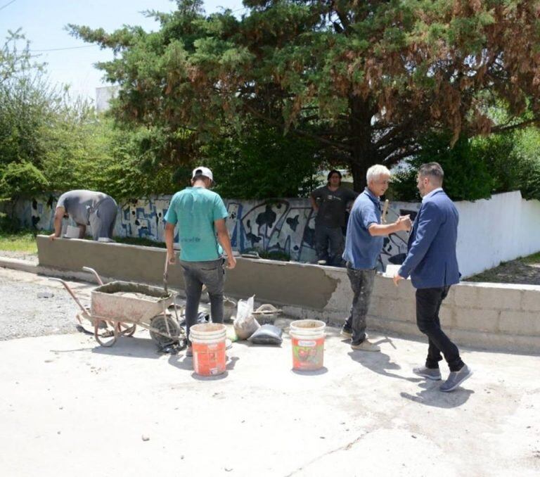 El intendente Facundo Rufeil visita la obra de desagüe del Jardín J.J.Paso