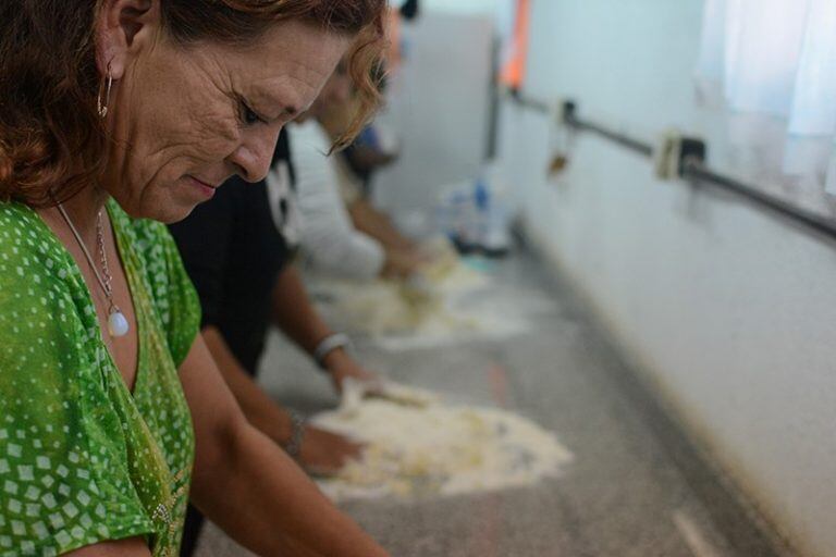 Taller de cocina solidaria en Río Cuarto.