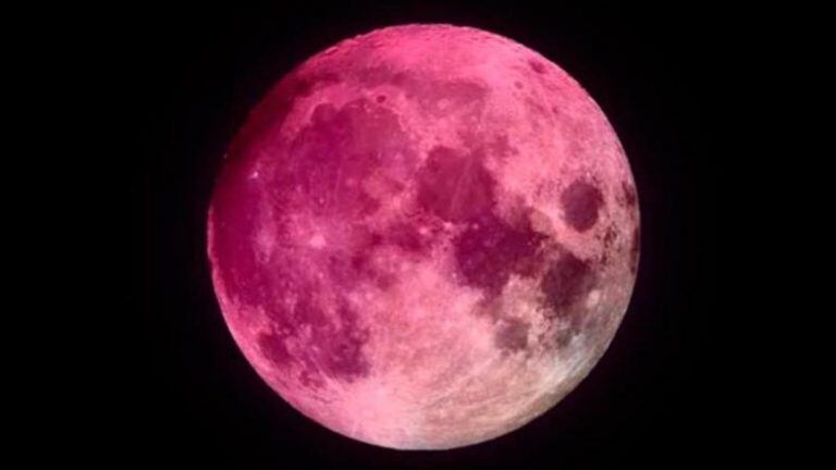 Superluna rosa