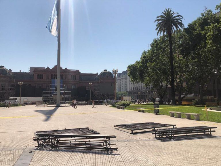 Sin rejas: así luce la Plaza de Mayo antes del acto de asunción de Alberto Fernández. (Federico López Claro)