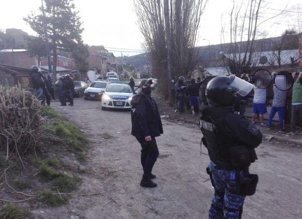 Massoni en Esquel, realizando operativos de seguridad