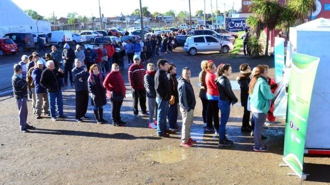 En dos horas se agotaron los productos del golfo San Matías.