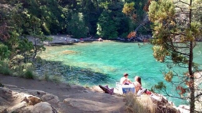 El paraíso de la Playa Turquesa ubicada a kilómetros de San Martín de los Andes