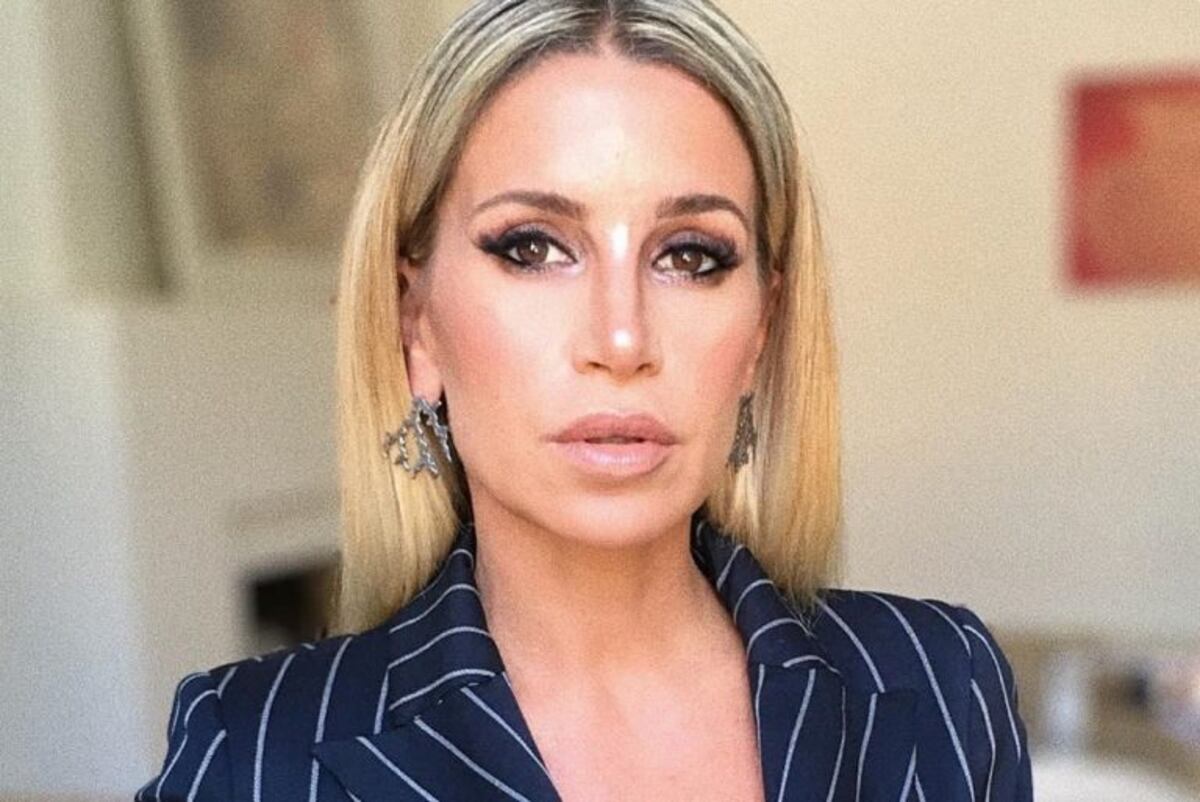 Florencia Peña posó en topless y escribió un contundente mensaje: "Quedate en tu talla"