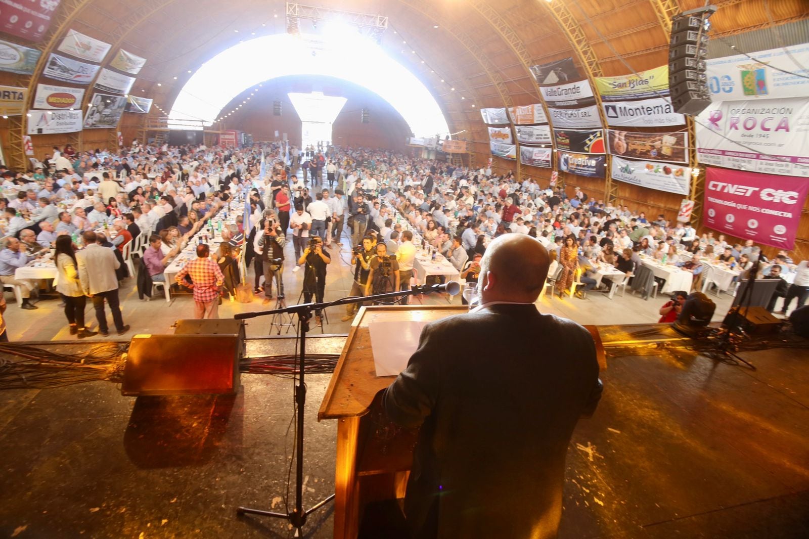 Jorge Noguerol, presidente de la Cámara de Comercio Alvear, durante el discurso de la 41 Fiesta de la Ganadería.