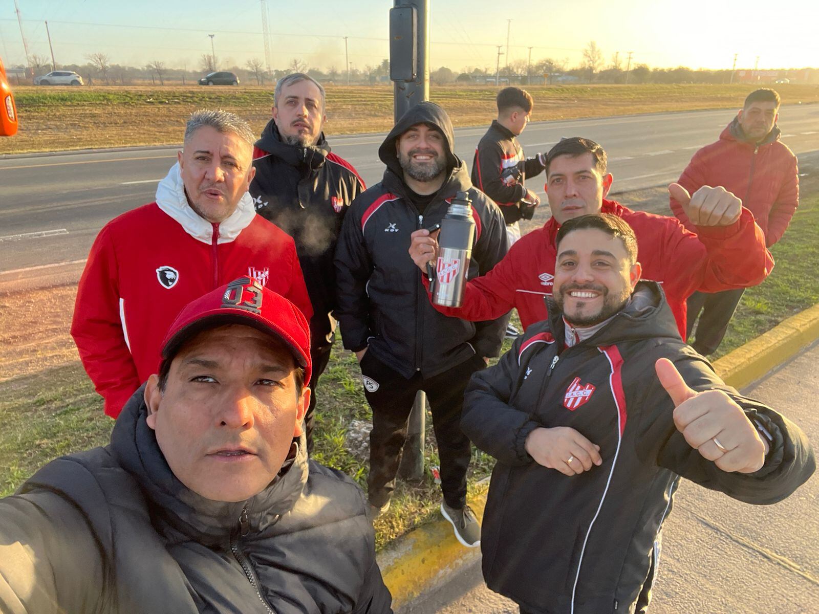 Los hinchas de Instituto en su viaje a Santa Fe. (Gentileza).