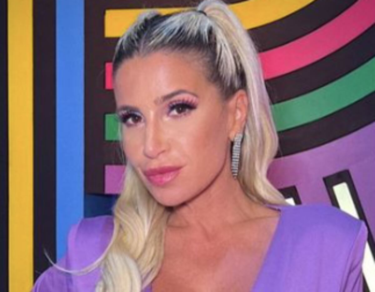 Florencia Peña compartió en Instagram un video al borde de la censura como adelanto a su contenido para adultos