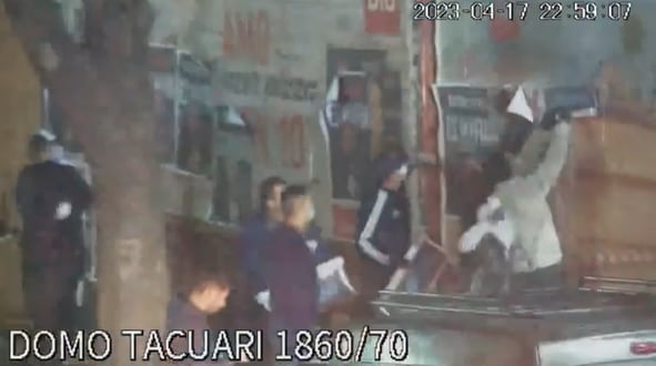 Gracias a los domos de seguridad que posee el edificio de la redacción del diario, se pudieron tomar las imágenes.