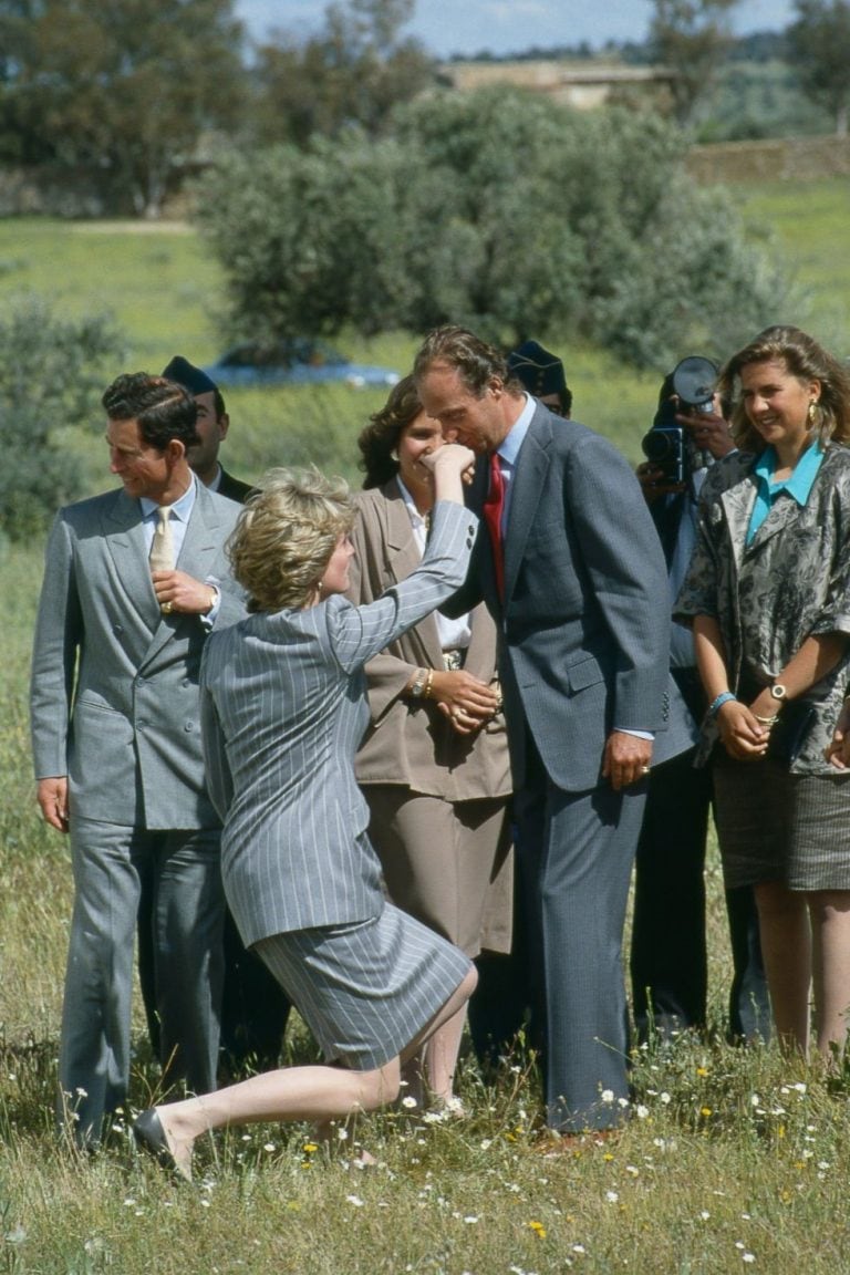 1987: Con el Rey Juan Carlos durante una visita a Toledo con el príncipe Carlos.