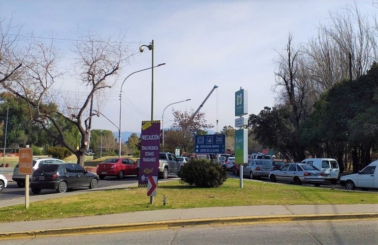 Ampliación puente avenida Las Tipas y Boulogne Sur Mer.